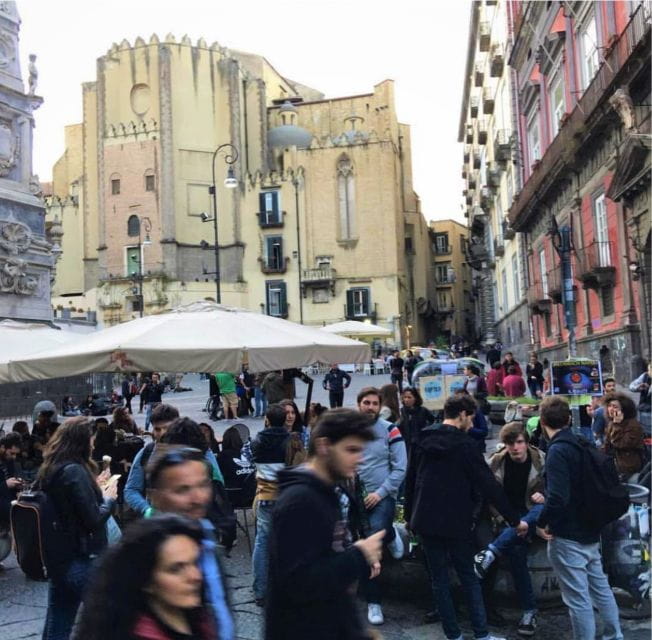 Naples: Guided Pub Crawl in the Old Town - The Guides: Heart and Soul of the Experience