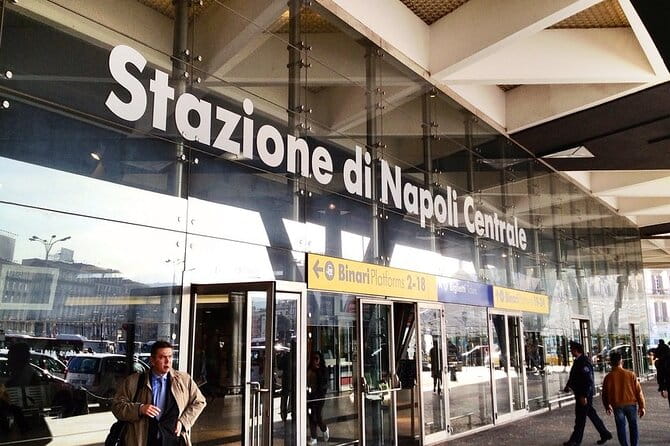 Naples: private transfer to Positano - Entering The Amalfi Coast: The Transfer Experience