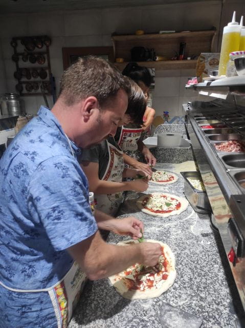 Naples: Small Group Pizza Making with Drink Included - FAQ