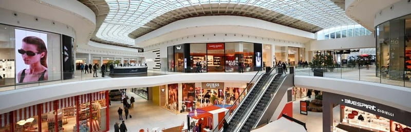 Naples/Sorrento: Shopping at MaxiMall Pompeii - Private tour - Transportation and Pricing: Why It Matters