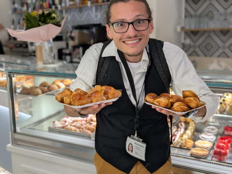 Naples: Street Art, Wine and Food Tasting Walking Tour - The Food: More Than Just a Snack