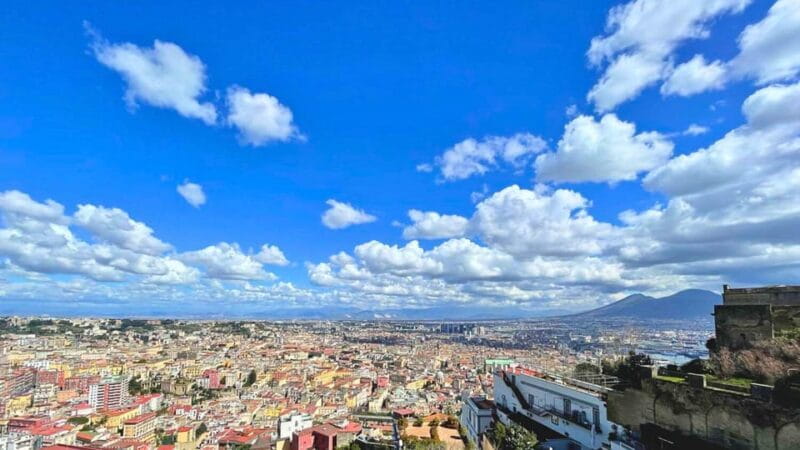 Naples: tour in Vomero and Chiaia with funicular railway - FAQ