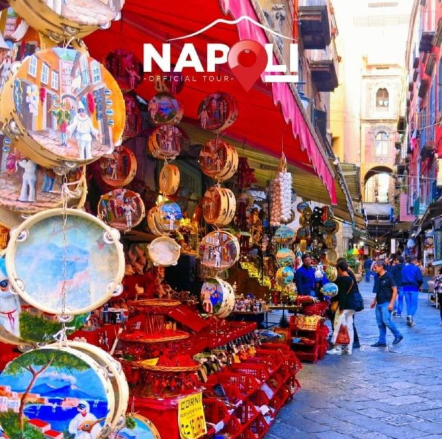 Naples Walking Tour: Old Town and Spaccanapoli - San Gregorio Armeno: The Nativity Scene Street