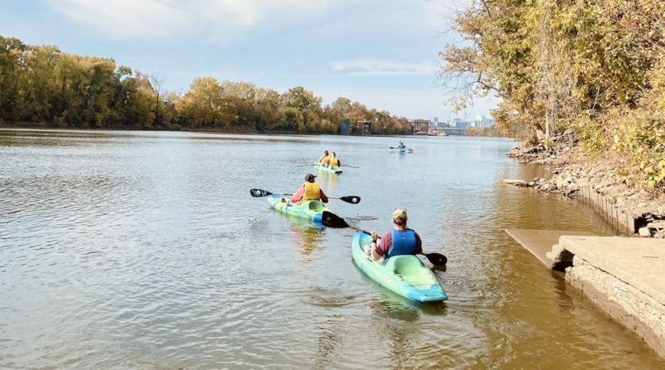 Nashville: Downtown Kayak Rental With Shuttle - Booking and Reservations
