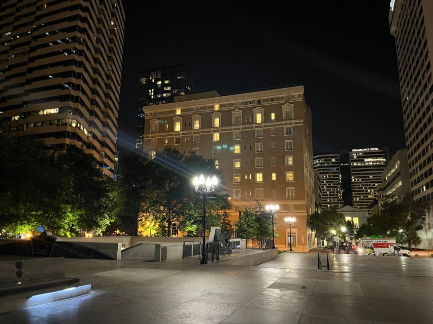 Nashvilles Dark Secrets: Murder and True Crime Ghost Tour - Tour Inclusions and Tips