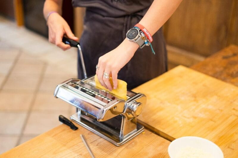 Neighborhood shopping & Homemade Pasta ! - Tasting Your Creations with a View of Florence