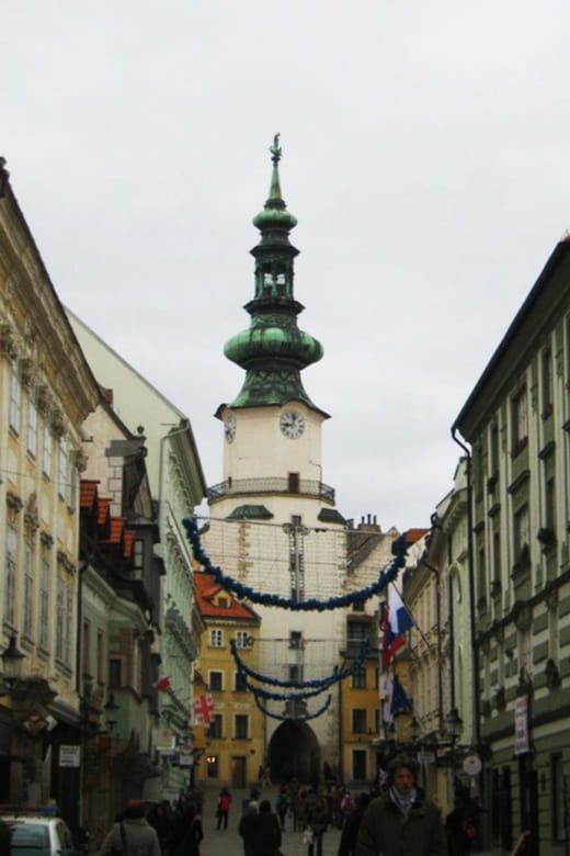Neighboring in Bratislava: Full-Day Tour From Budapest - Optional Guided Tours Available