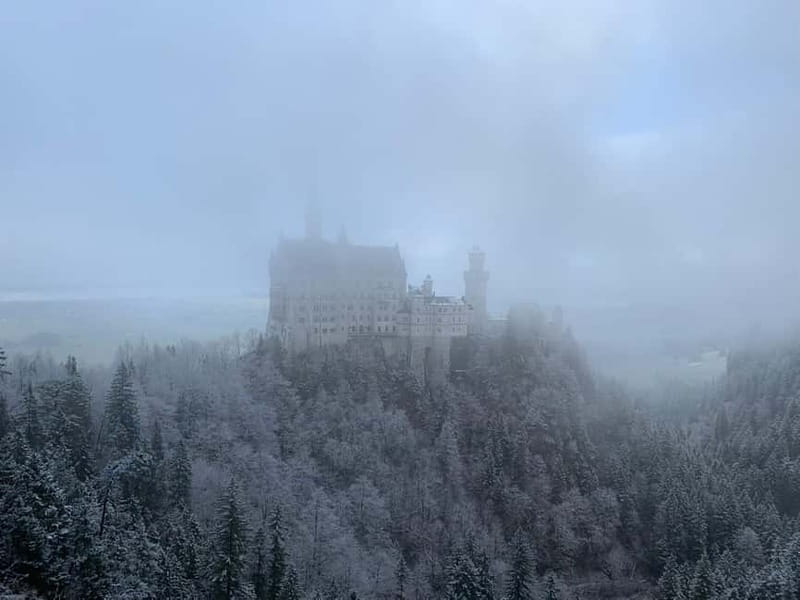 Neuschwanstein Castle, Linderhof Palace & Oberammergau Trip - The Full Experience: Visiting Bavaria’s Crown Jewels
