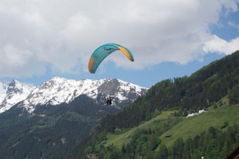 Neustift im Stubaital: Morning Paragliding Experience - The Takeoff and Flight Experience
