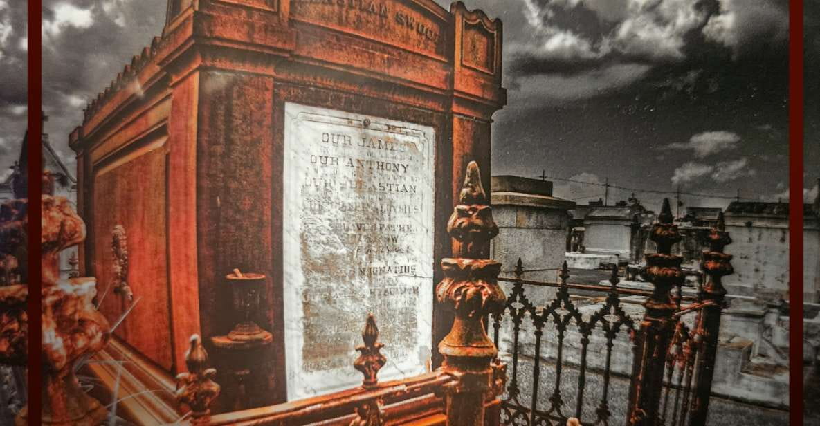 New Orleans: Secrets and Societies Cemetery Experience - Key Points