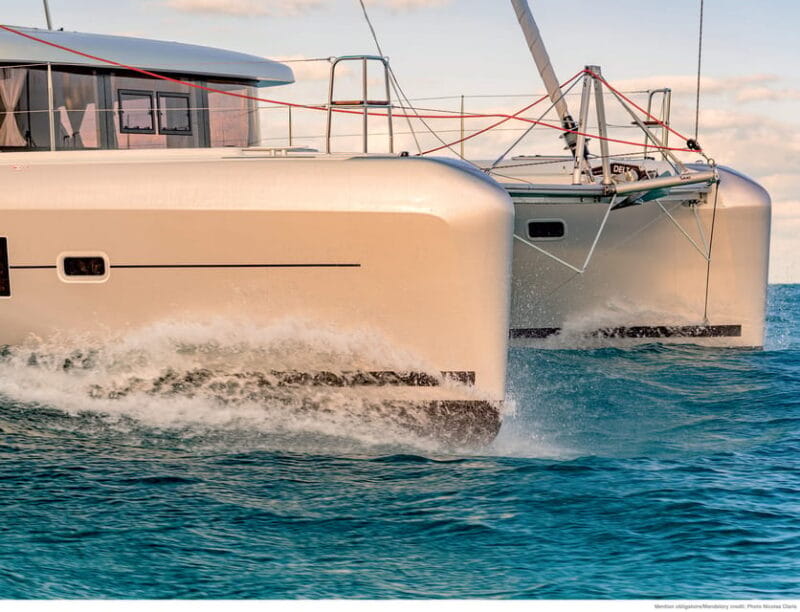 New Year's Eve on a VIP Catamaran in Lisbon with Fireworks - Key points / Takeaways