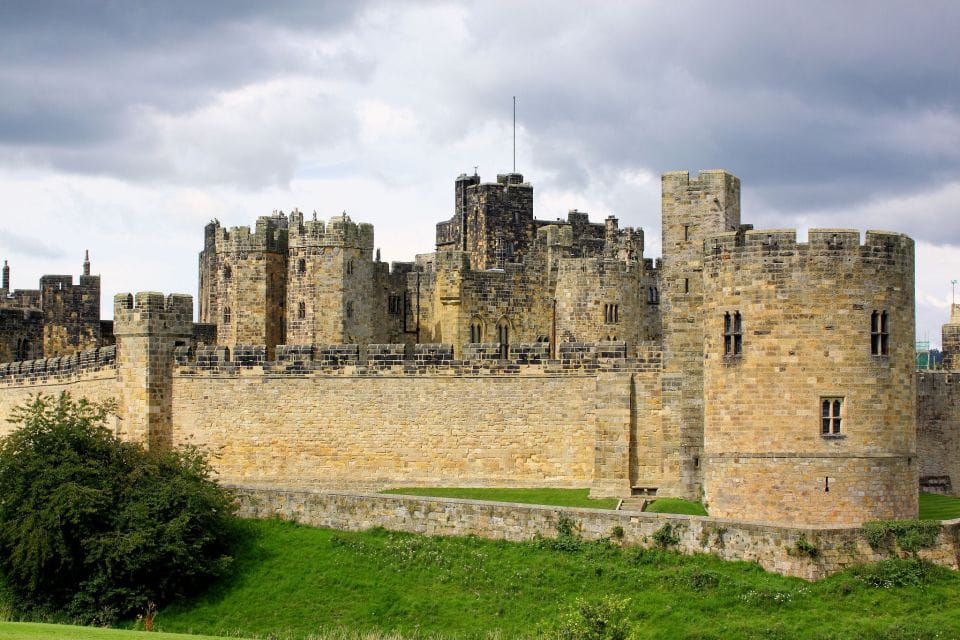 Newcastle: Alnwick and Warkworth Castle Guided Tour - Key Points