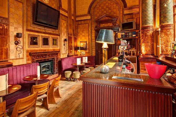 Newcastle Private Historic Pub Tour - Exploring Newcastle’s Historic Streets and Pubs