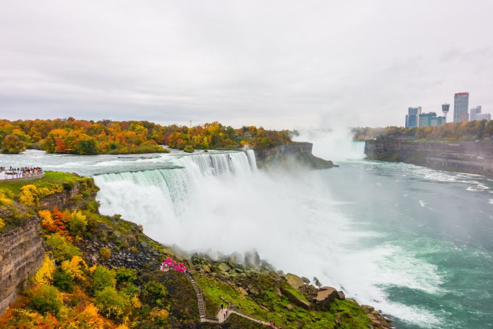 NF Usa: Maid of the Mist, Cave of the Winds, & Hotel Pickup - Key Points