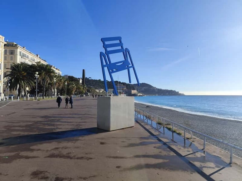 Nice: Family city tour by bicycle Electric cab (4 comfort seats) - A brief overview: what makes this Nice family tour special