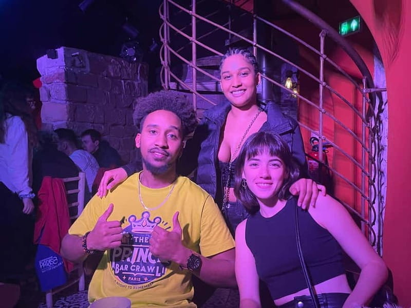 Nice Nightlife: International Pub Crawl, Free Shots, Games - Key Points / Takeaways