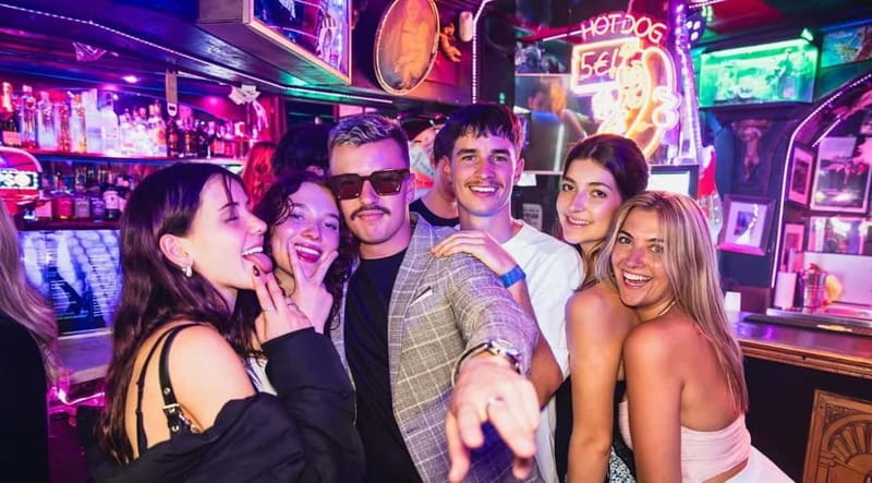 Nice: Party Bar Crawl, 4 Bars + 1 Club with VIP & Free Shots - An In-Depth Look at the Itinerary and Experience