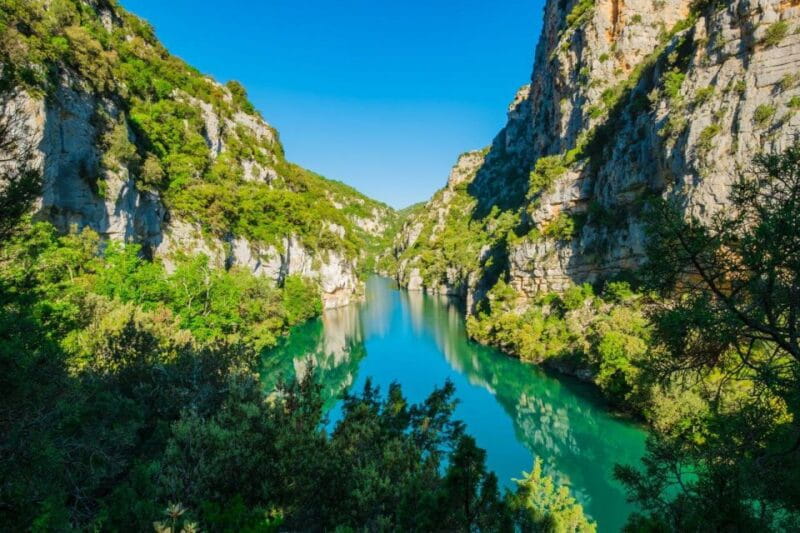 Nice: The Gorges du Verdon and Ste Croix Lake Full-Day Tour - Entering a Land of Natural Wonders and Medieval Charm