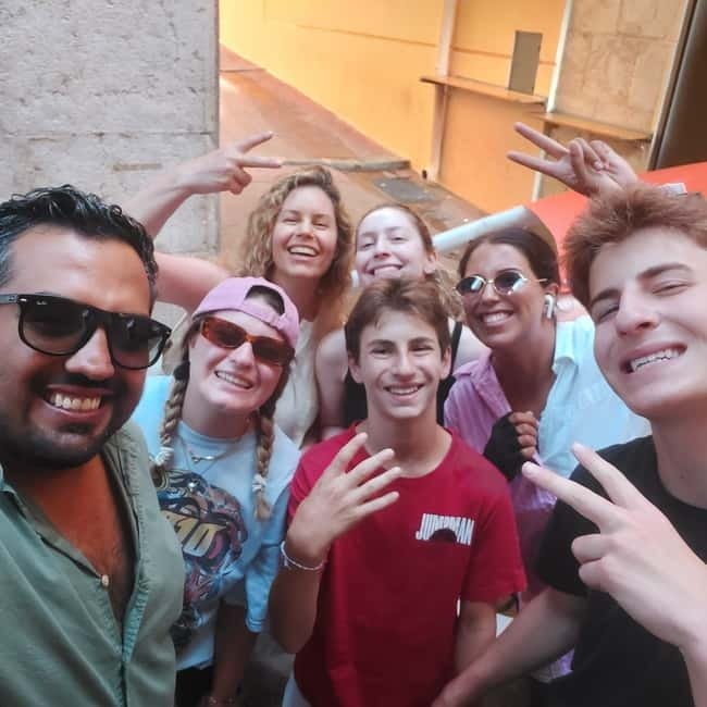 Nice : Visite guidée privé 40min en pouss pouss électrique. - Price and Value