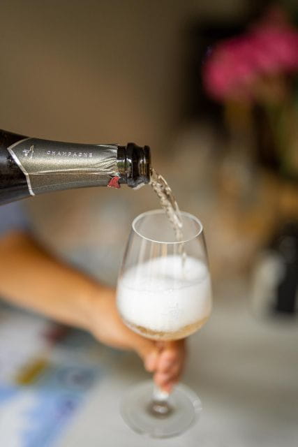 Nice: Wine Tasting Class in City Center - Preparing for the Wine Tasting