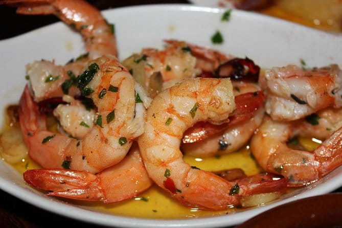 Night Tapas Walking Tour in Barcelona Modernist Area with Small Group and Dinner - What’s Included & What’s Not