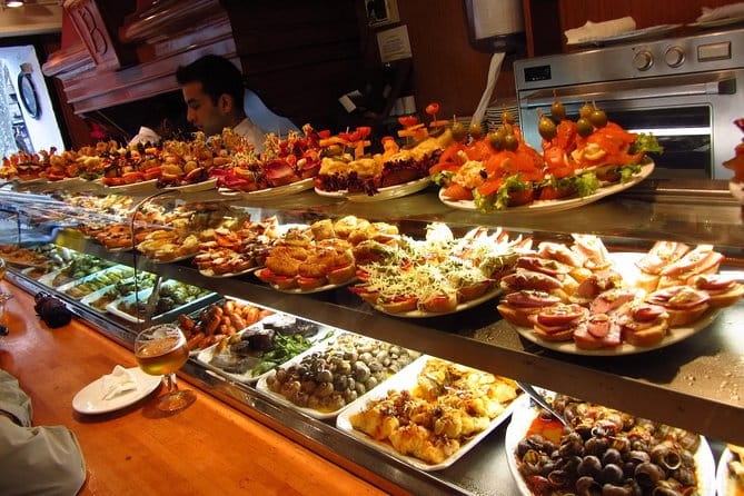 Night Tapas Walking Tour in Barcelona Modernist Area with Small Group and Dinner - Who Will Enjoy This Tour?