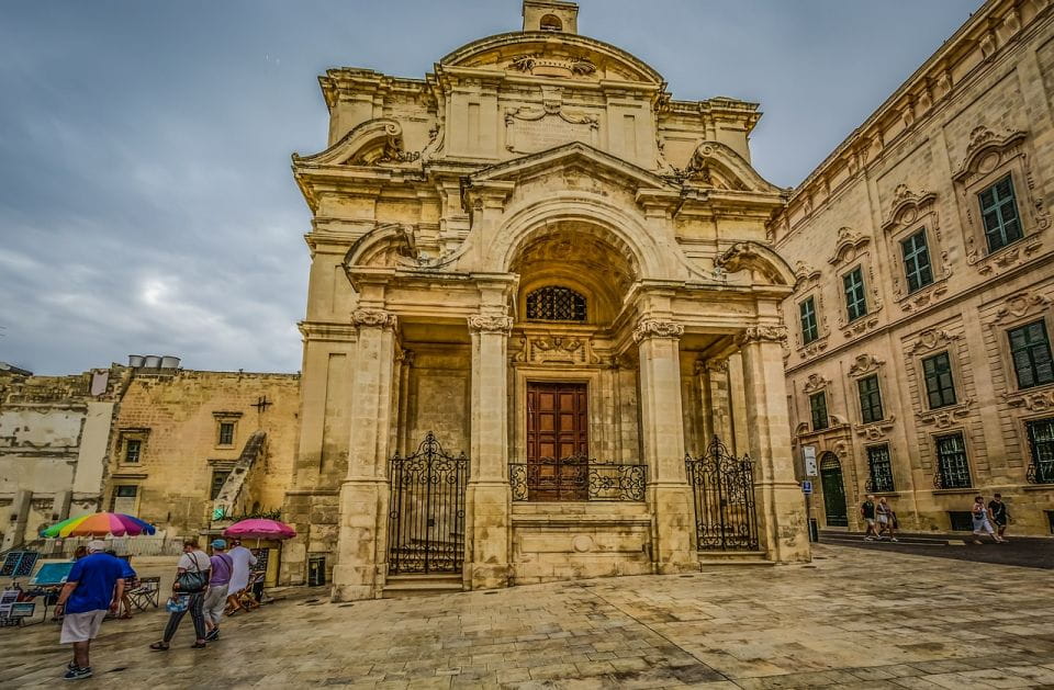 Night Time Drive Including Dinner - Dining Experience