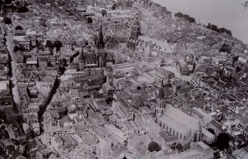 Nijmegen: Historic Hightlights Tour - Price and Logistics