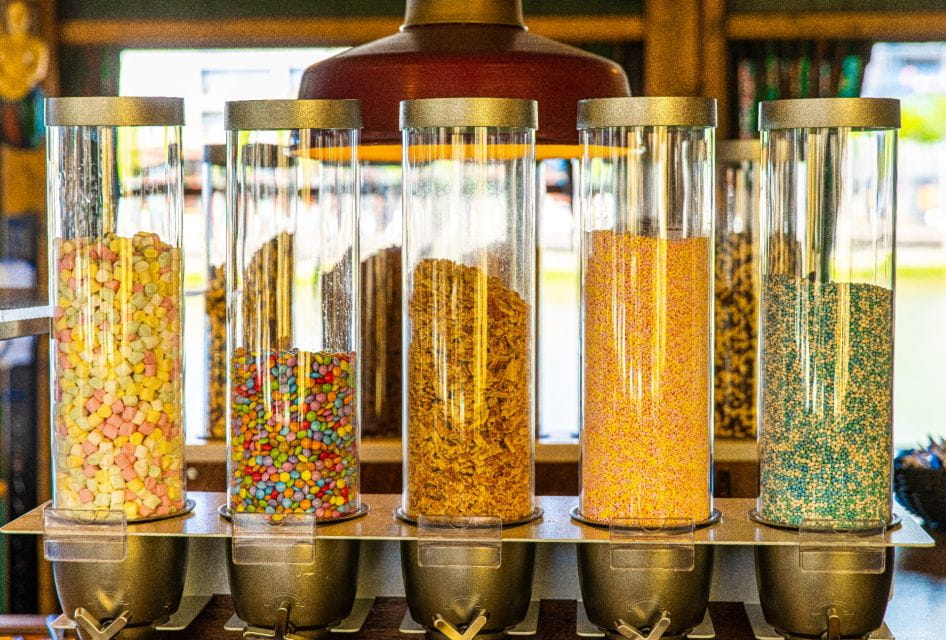 Nijmegen: River Cruise With All-You-Can-Eat Dutch Pancakes - Dining Experience