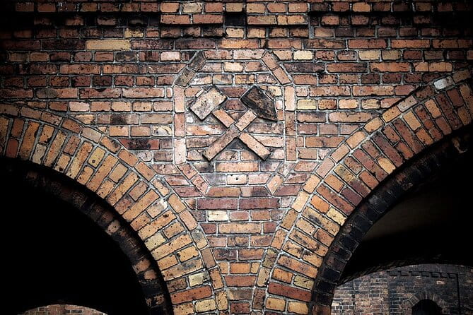 Nikiszowiec Industrial District Private Tour - Price and Logistics: Analyzing the Value