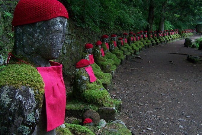 Nikko Full Day Tour With ENGLISH Speaking Driver - Admiring Shinkyo Bridge