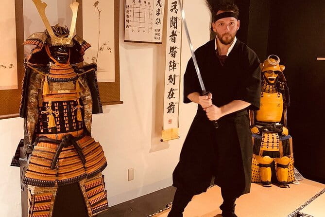 Ninja 1-Hour Hands-On Lesson in English in Tokyo - Meeting Point and Logistics