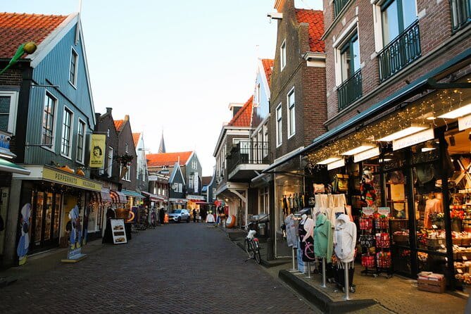 Non touristic Private Sightseeing Countryside Windmill Tour - Who Will Love This Tour?