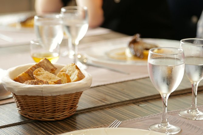 Normandy D-Day Landing Beaches Day Trip With Cider Tasting & Lunch From Paris - Pointe Du Hoc