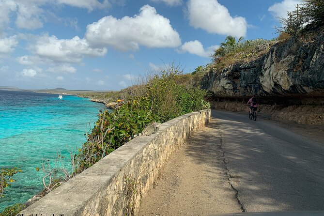 North and South Tour + Beach Time With a Local Native Guide - Group Size