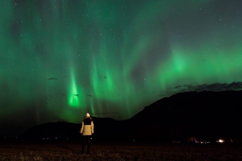 Northern Lights in Mini Bus, Photos, Hot Cocoa and Pastries - Who Is This Tour Best Suited For?
