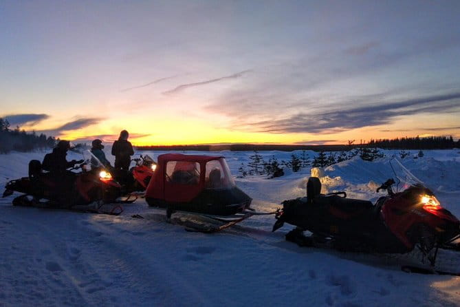 Northern Lights Night by Snowmobile (private tour) - What Sets This Tour Apart?
