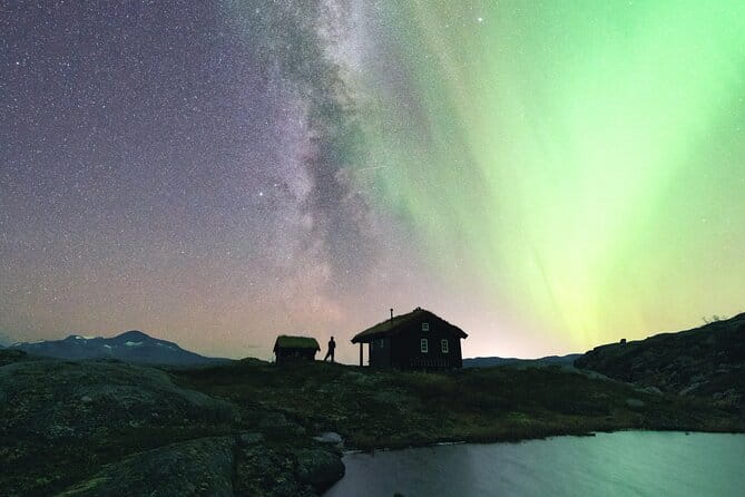 Northern Lights Photo Expedition Dinner Included from Abisko - Who Should Consider This Tour?