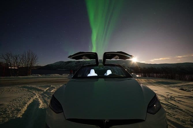 Northern lights - TeslaX Ecofriendly Car - Key Points