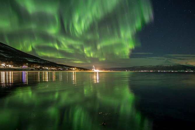 Northern Lights Tour From Tromsø - Digital Photos and Souvenirs