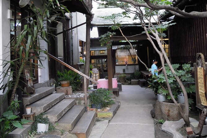 Nostalgic Osaka Walk, Totally Different From Dotonbori - Guided by a Knowledgeable Local