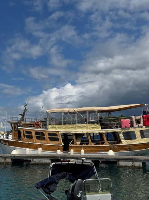 Novigrad: Lim Fjord & Rovinj Boat Trip with Lunch and Drinks - Lunch Onboard: Simple, Fresh, and Satisfying