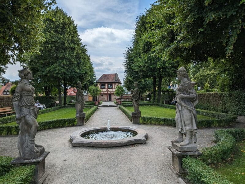 Nuremberg: St. Johannis Friedhof &Hesperidengärten IN GERMAN - In-Depth Breakdown of the Tour Experience