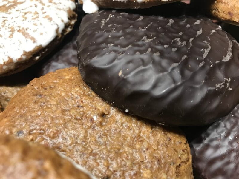 Nuremberg: Traditional Food Tasting and Sightseeing Tour - FAQ