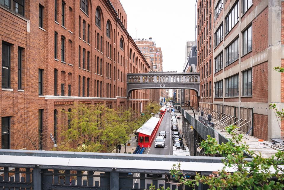 NYC: Chelsea and Meatpacking District Private Guided Tour - Architecture and Repurposed Spaces