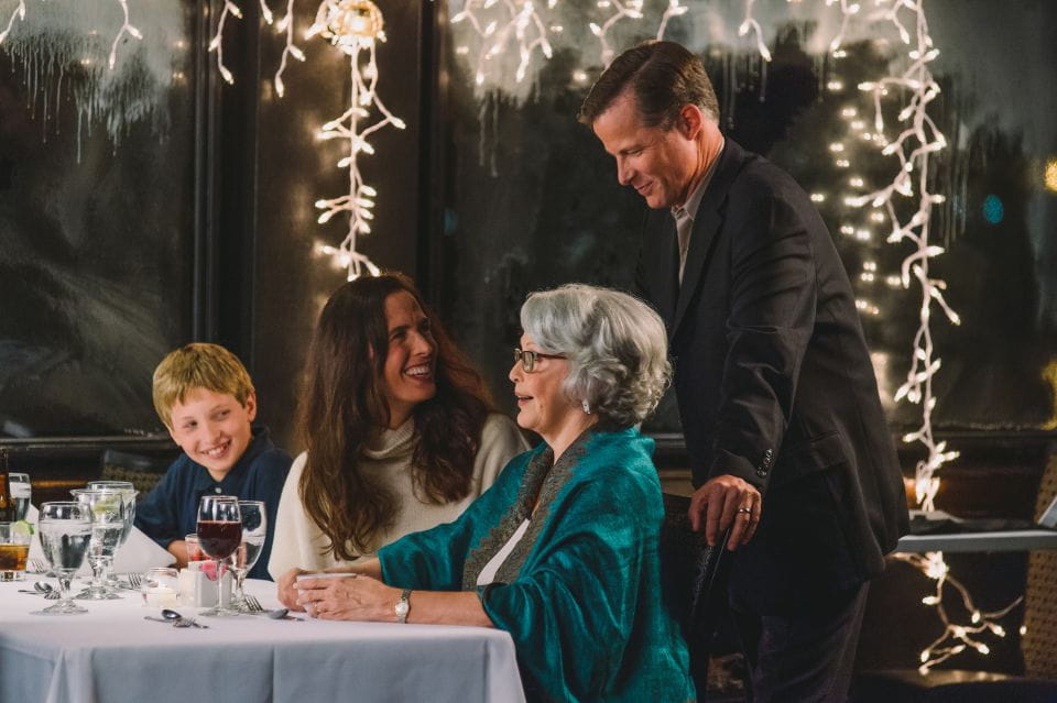 NYC: Christmas Eve Gourmet Brunch or Dinner Harbor Cruise - Lunch Cruise Inclusions