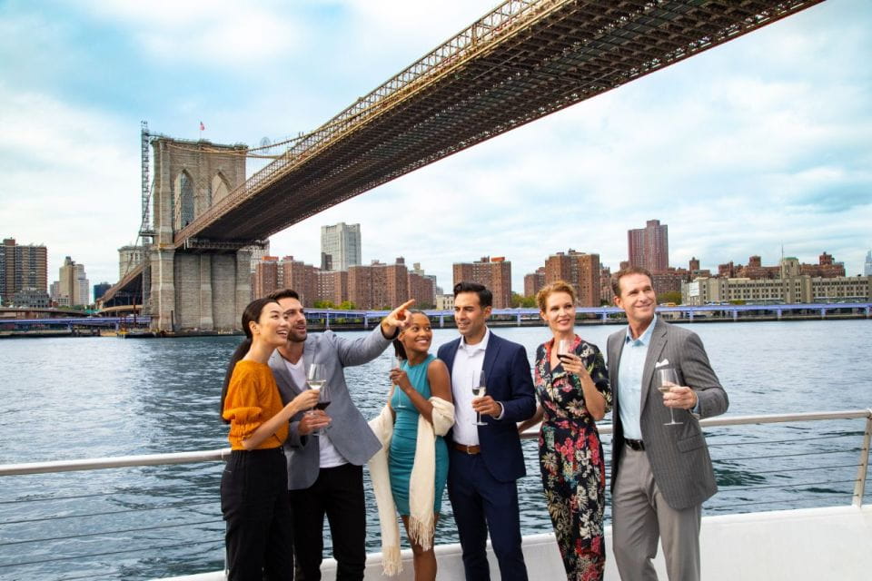 NYC: Thanksgiving Buffet Harbor Cruise - Reservations and Attire