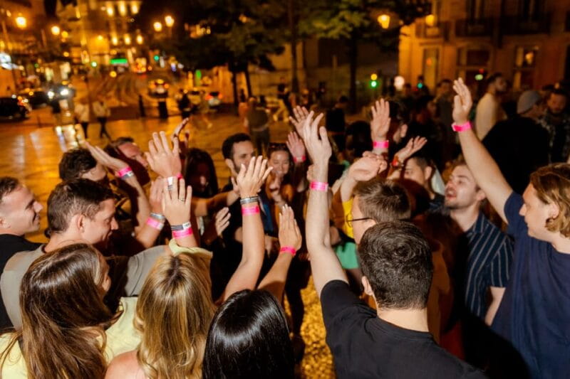 NYE Lisbon: New Year's Eve Pub Crawl - Price and Value: Is It Worth It?