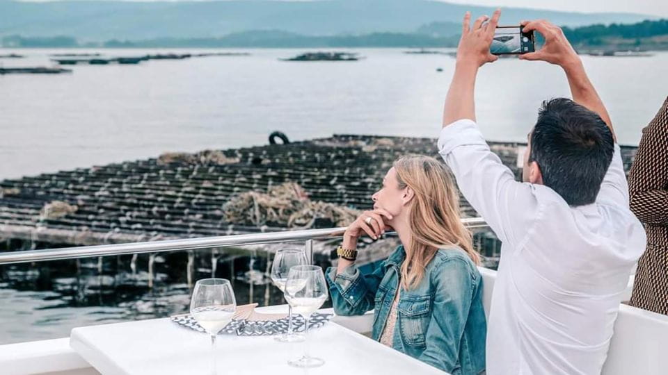 O Grove: Boat Tour at the Arousa Estuary With Mussel Tasting - Important Information