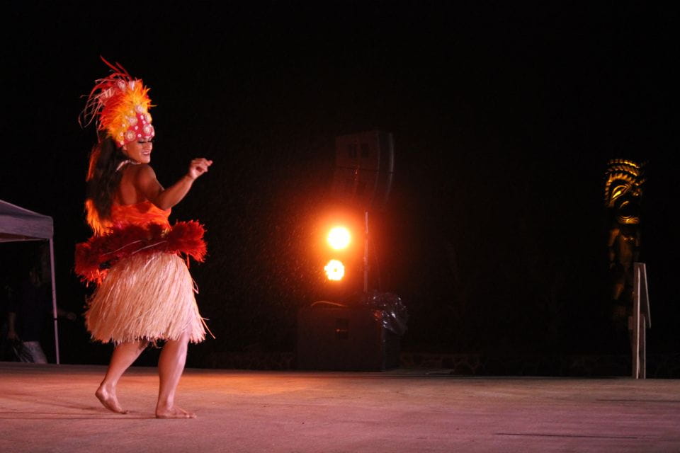 Oahu: Polynesian Dance and Cultural Experience With Dinner - Professional Photos Included